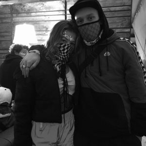 Meet your Posher, Max